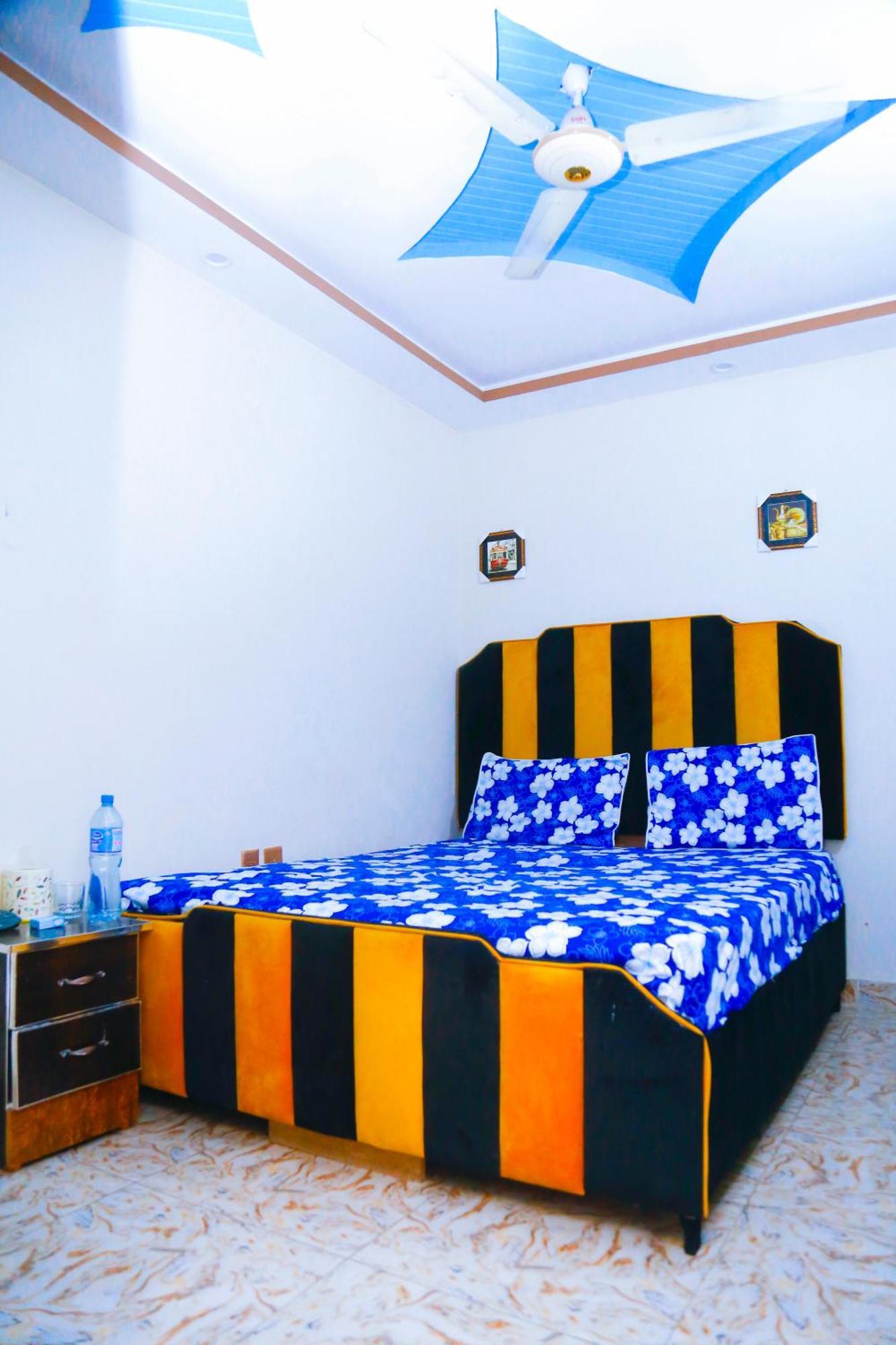 New Taj Family Hotel Lahore Ngoại thất bức ảnh